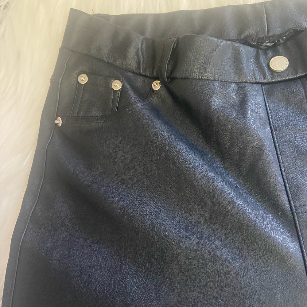Black Faux Leather Leggings - Picture 3 of 9